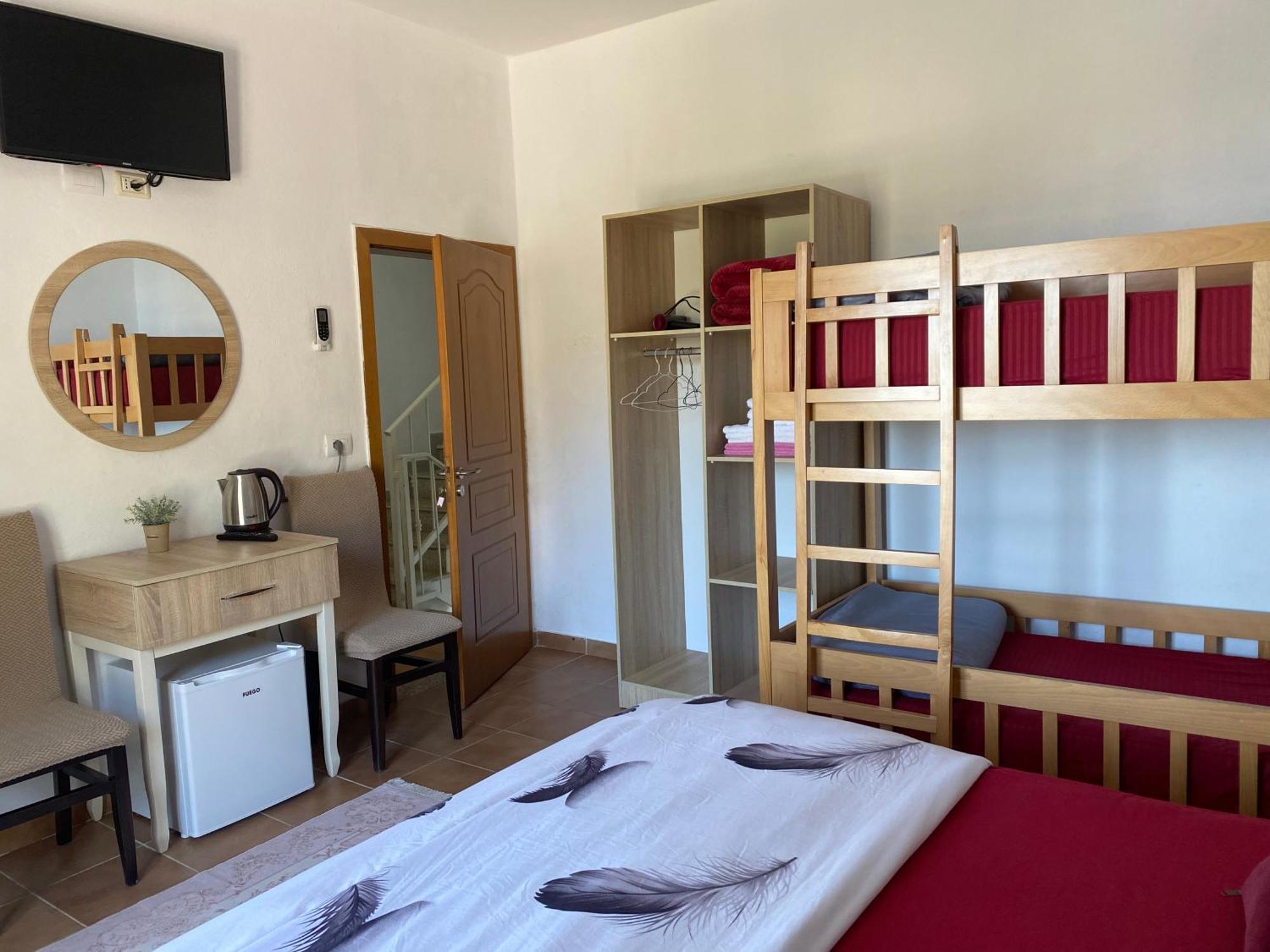 Bella Vista Bed & Breakfast ชโคเดอร์ ภายนอก รูปภาพ