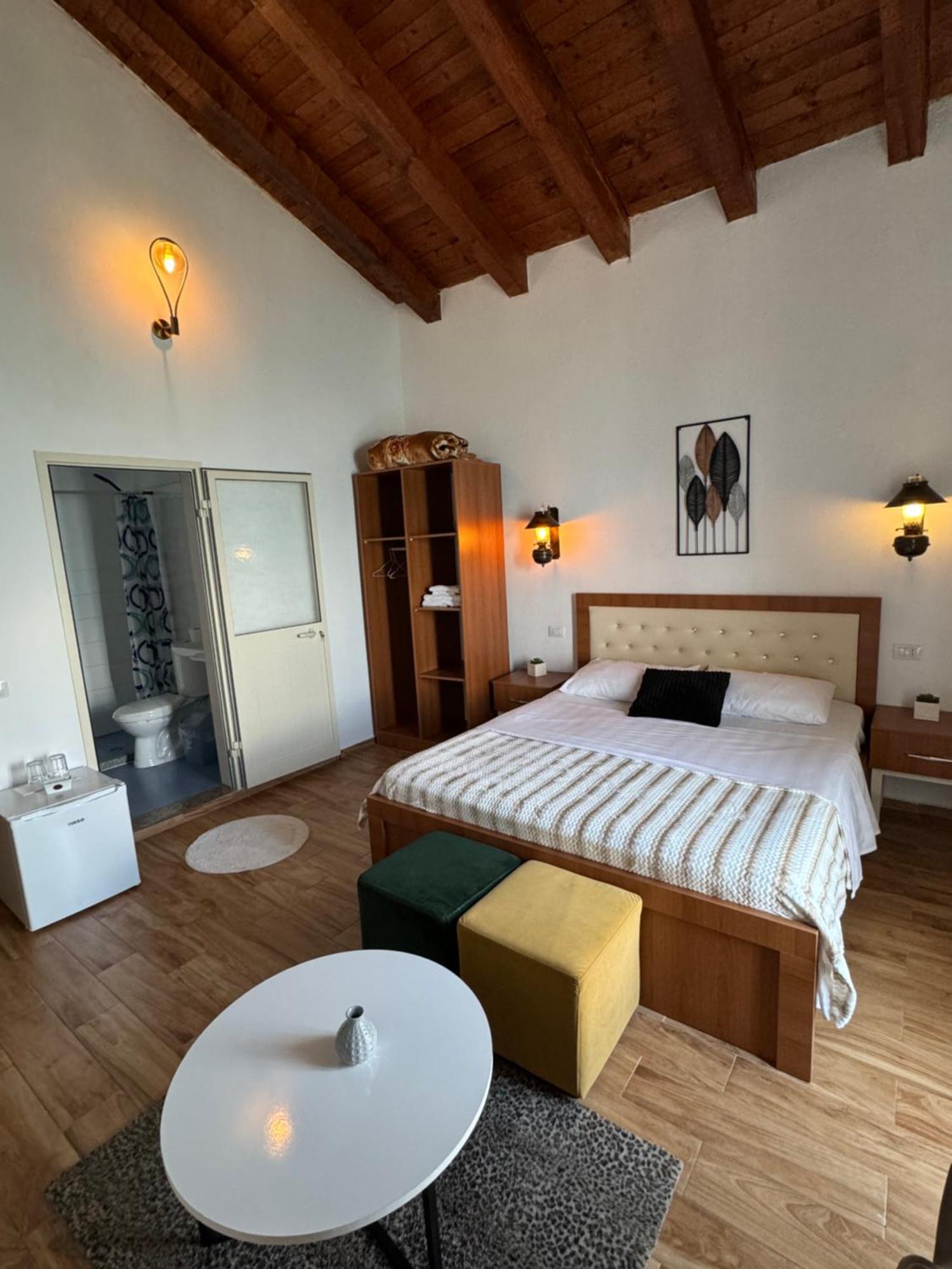 Bella Vista Bed & Breakfast ชโคเดอร์ ภายนอก รูปภาพ